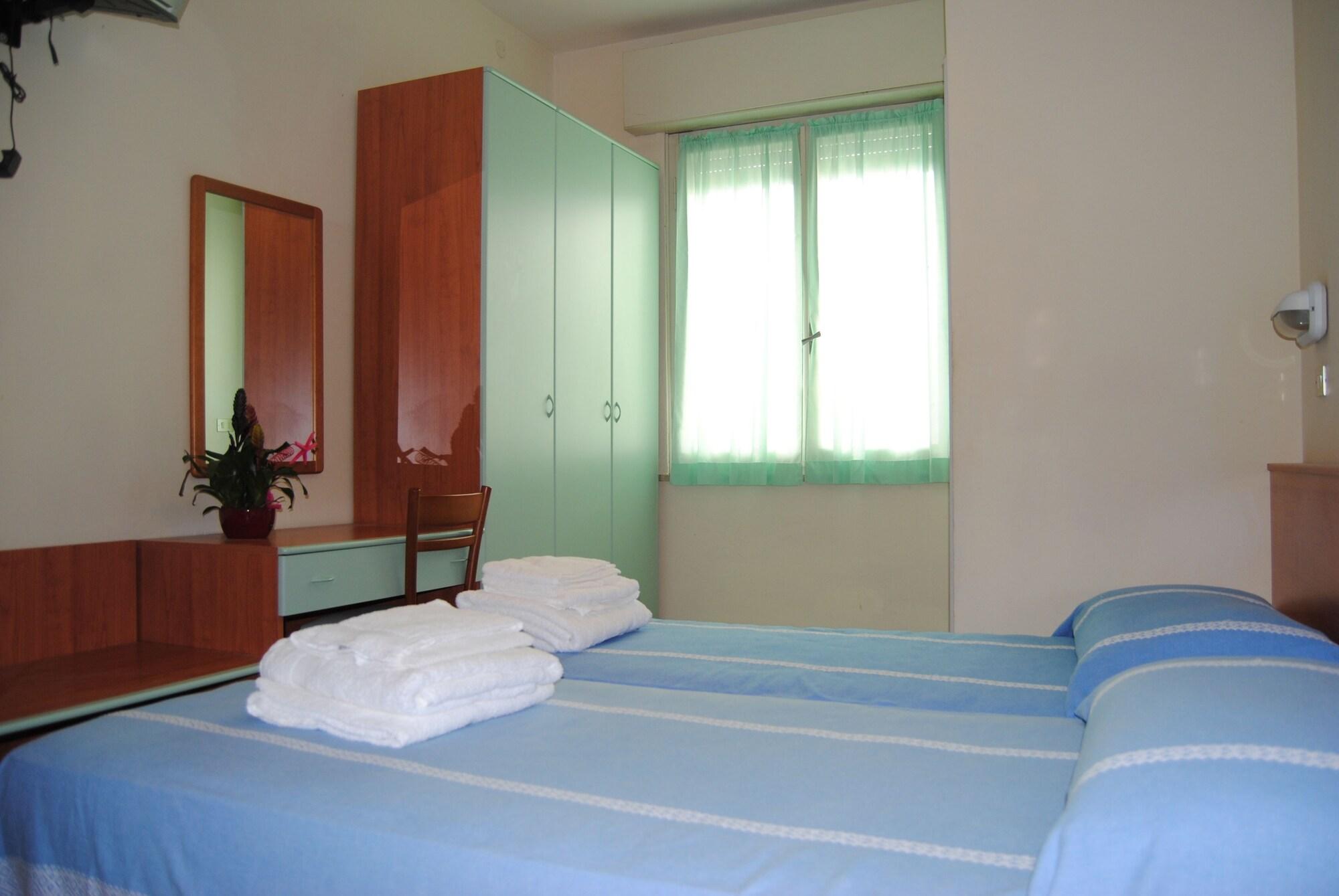 Hotel Trevi เชเซนาติโก ภายนอก รูปภาพ