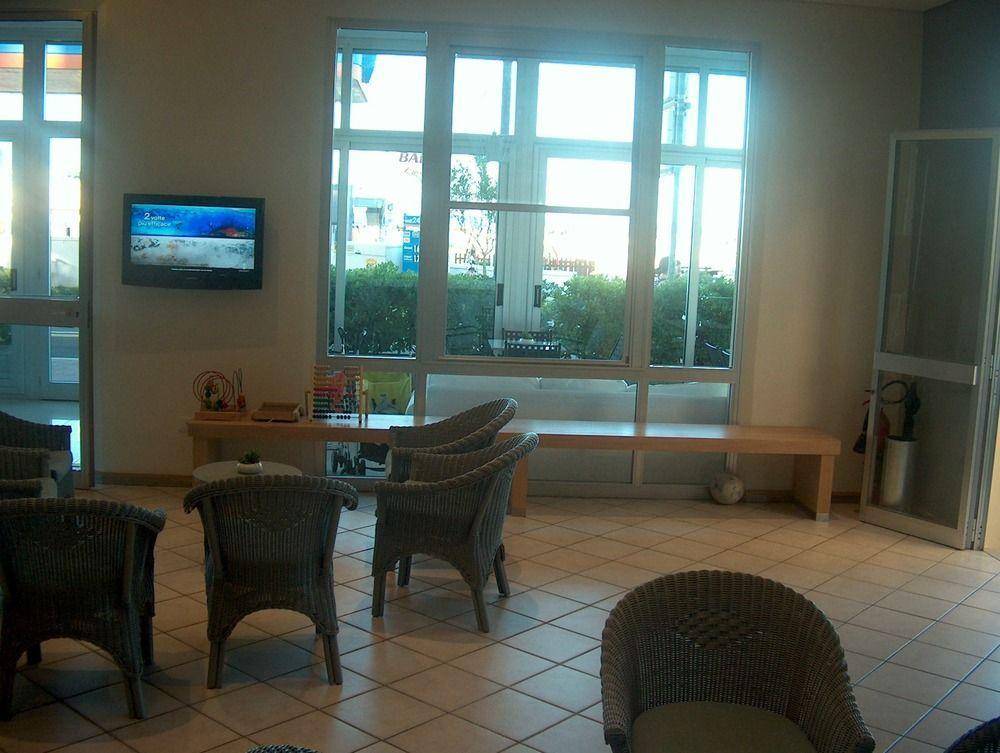 Hotel Trevi เชเซนาติโก ภายนอก รูปภาพ
