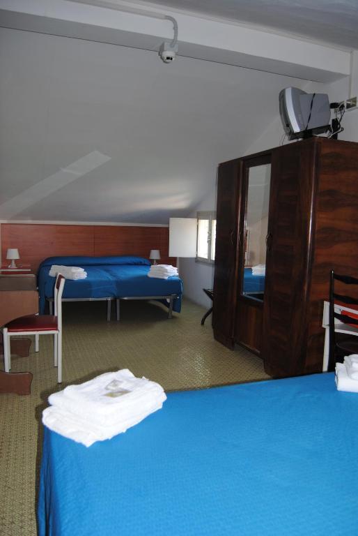 Hotel Trevi เชเซนาติโก ห้อง รูปภาพ