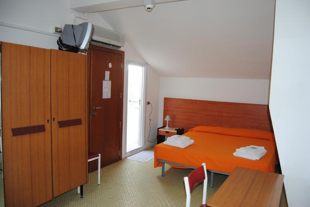 Hotel Trevi เชเซนาติโก ห้อง รูปภาพ